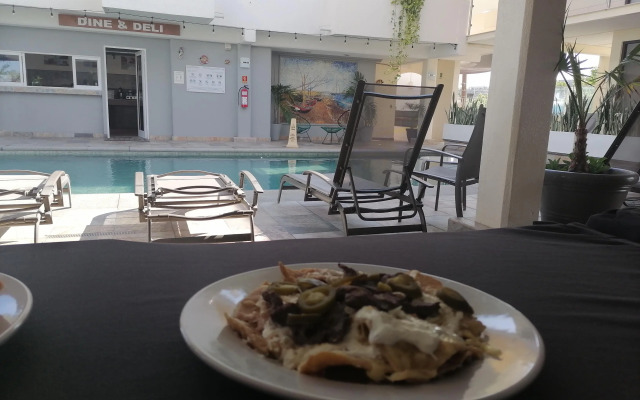 Hotel & Suites Las Palmas