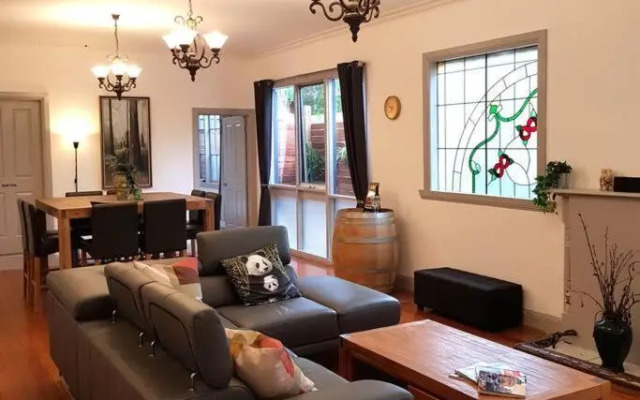 Westend House Healesville