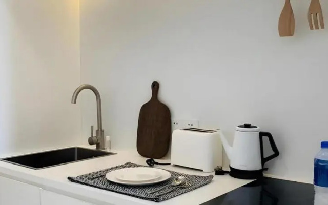 base WENDING Serviced Apartment