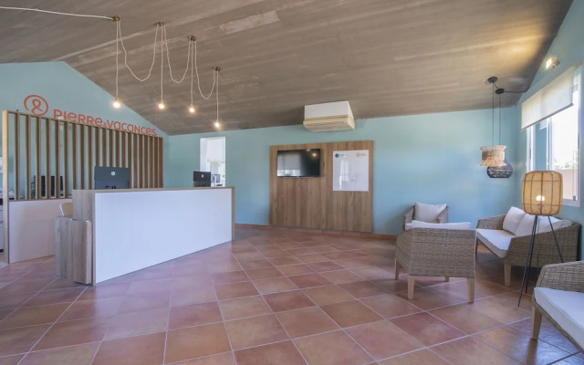 Cala En Blanes Beach Apartments