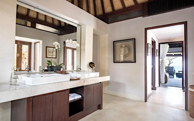 The Ungasan Clifftop Resort