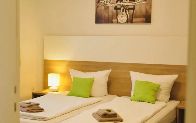 Bed and Breakfast Outlet Hotel