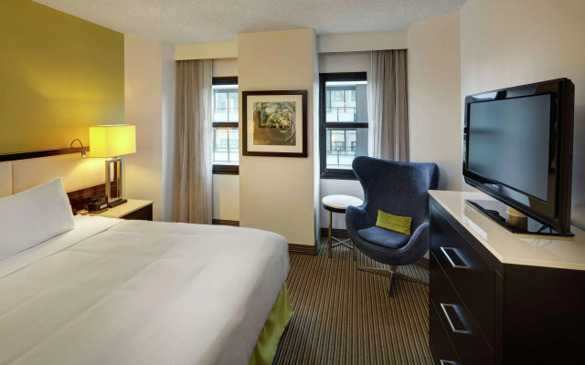 The Hollis Halifax a DoubleTree Suites by Hilton Hotel