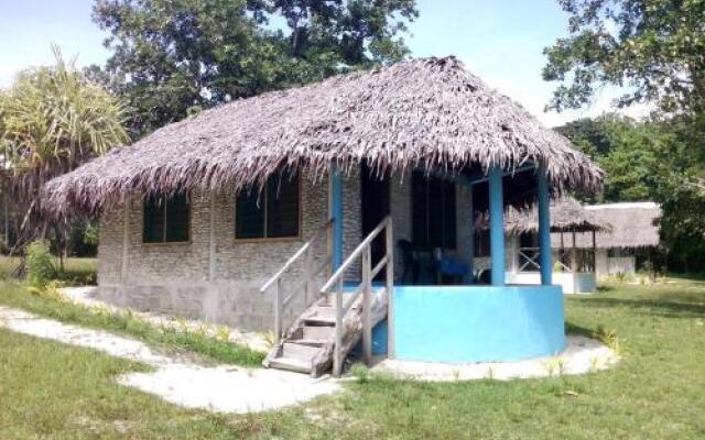 Lonnoc Beach Lodge