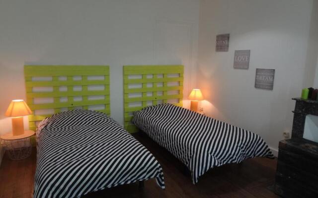 Gîte Vailly-sur-Sauldre, 3 pièces, 4 personnes - FR-1-586-14