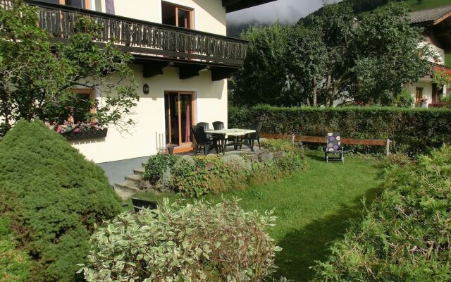 Large Holiday Home in Salzburg With Garden