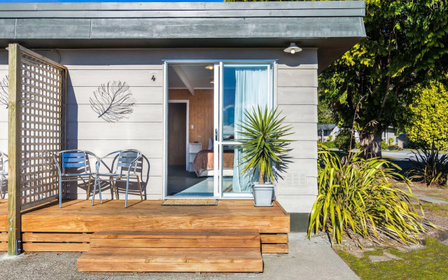 Motutere Bay Top 10 Holiday Park