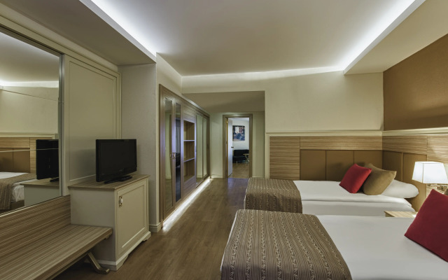 Delphin Deluxe Resort Hotel - All Inclusive