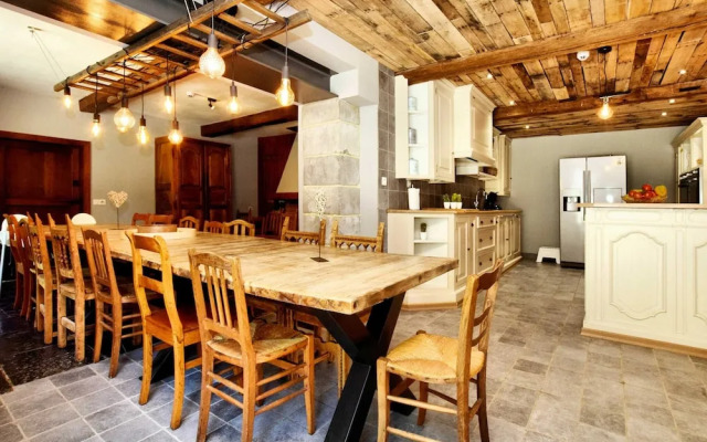 Magnificent Holiday Home in Baronville With Heated Pool & Billiards