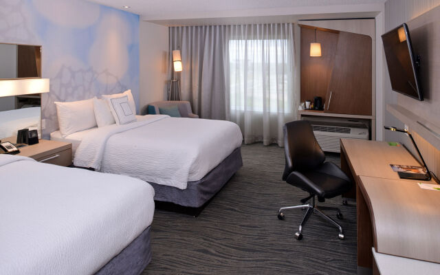 Courtyard by Marriott Saskatoon Airport