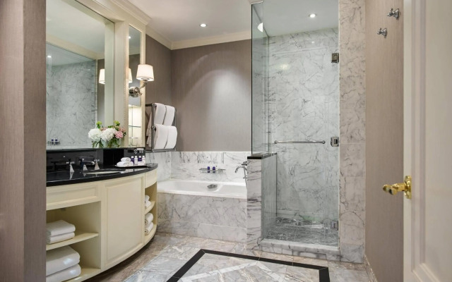 The Shelbourne, Autograph Collection