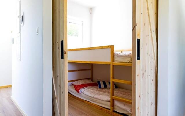 Seaview House with fireplace