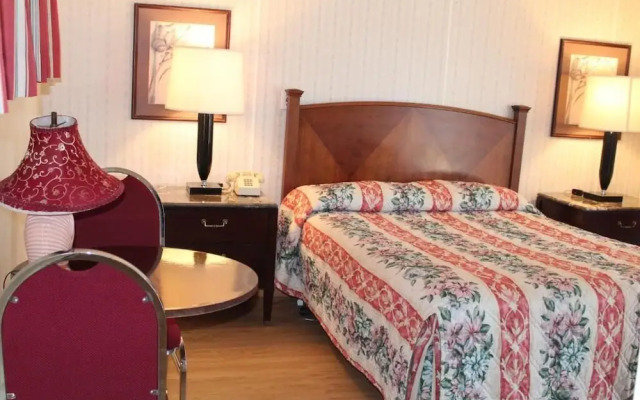 Royale Coach Motor Lodge
