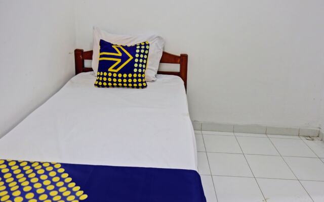 SPOT ON 92916 Batu Mas Homestay Syariah