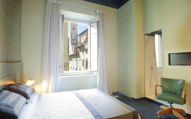 Arnobio Florence Suites