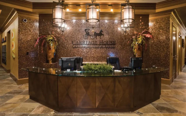Carriage House Hotel
