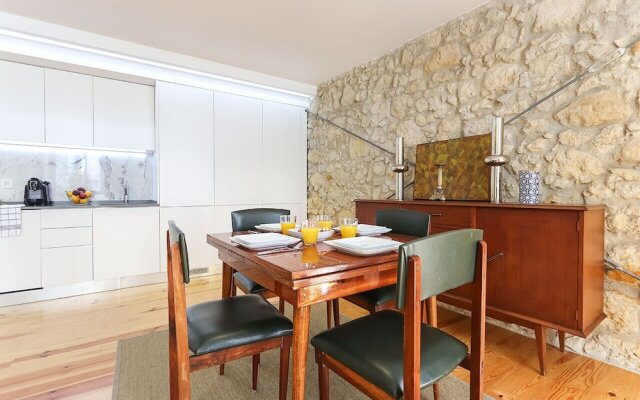 JOIVY Spacious & elegant 1-bed flat, moments from Avenida station