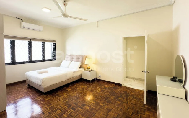 Damansara Heights Luxury Villa with Pool