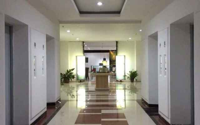 RedDoorz Apartment @ Emerald Towers Bandung