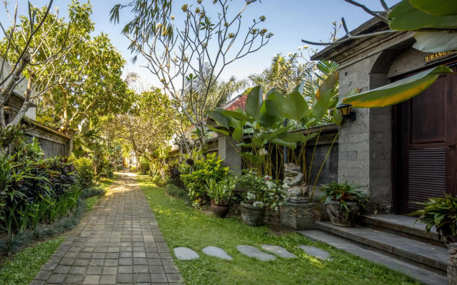 Ubud Raya Resort
