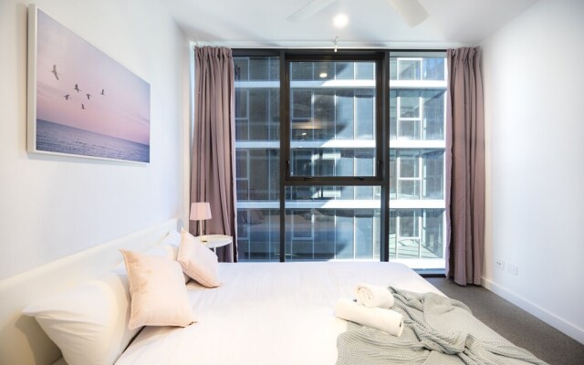 Brisbane One Apartments by CLLIX
