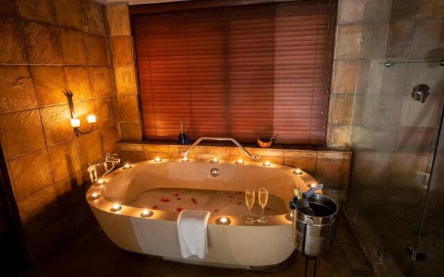 Elephant Plains Game Lodge