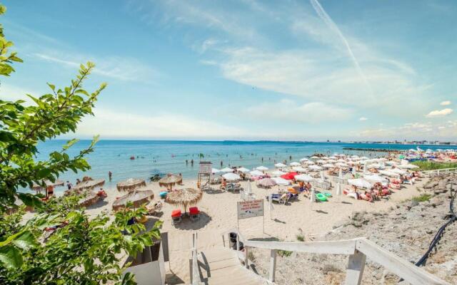 Premium Apartments in Premier Fort Beach