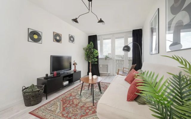 Cozy Apartment for 4 by Renters