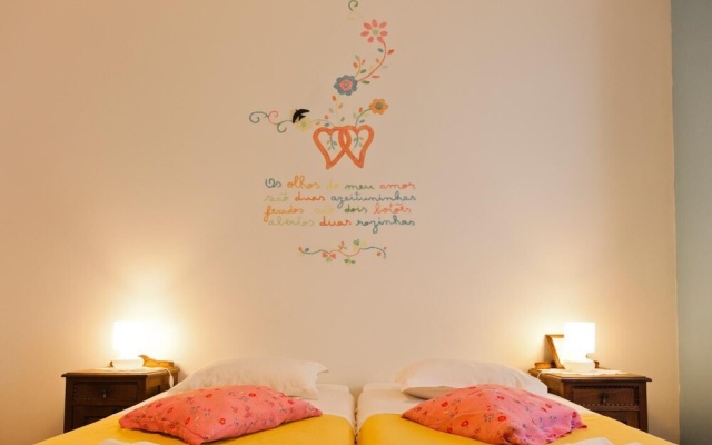 Living Lounge Hostel