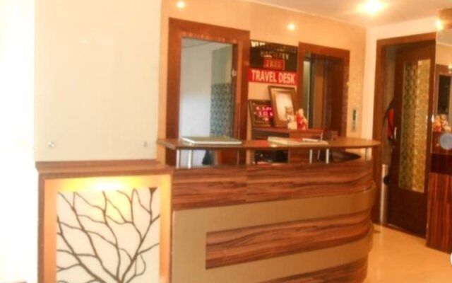 Hotel Crystal Retreat