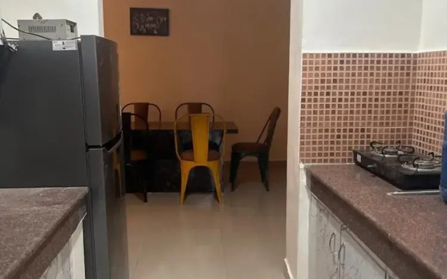 Highriseviews/familyfriendly/neartajmahal