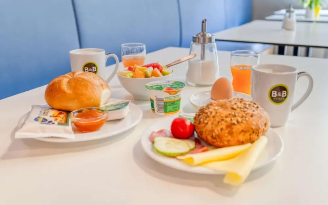 B&B HOTEL Stuttgart-Airport/Messe