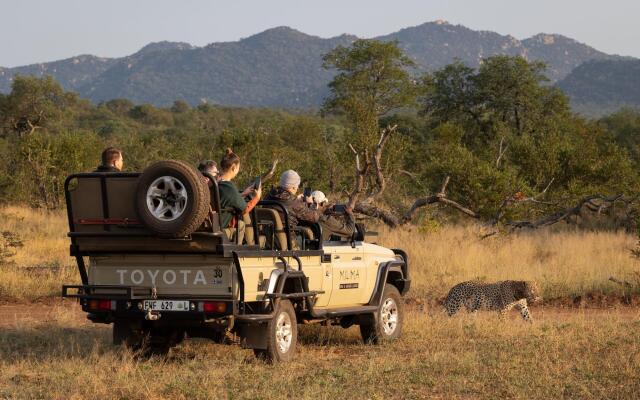 MILIMA Big 5 Safari Lodge
