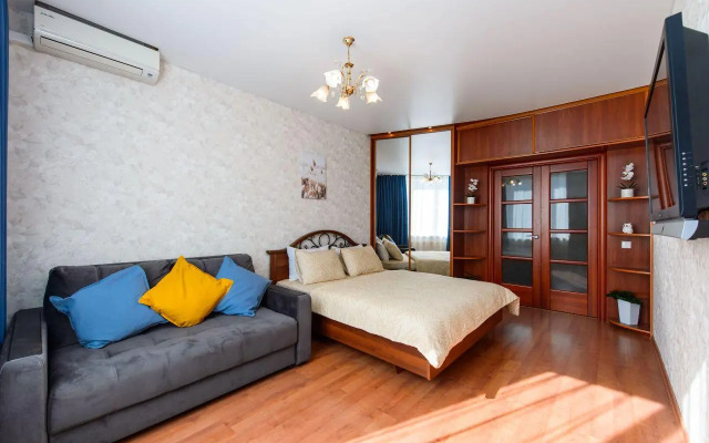 Апартаменты Гранат на улице Хохрякова 43