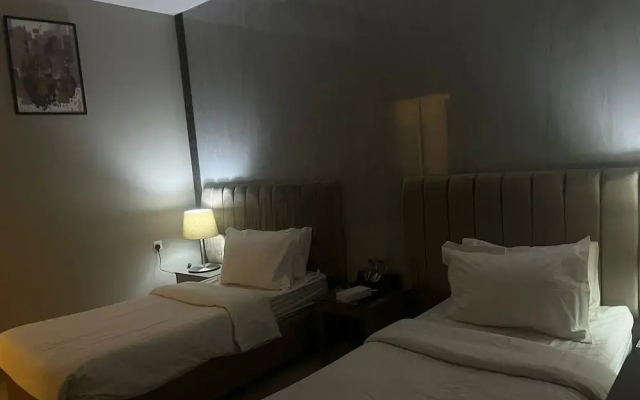 Afaq Suite suli