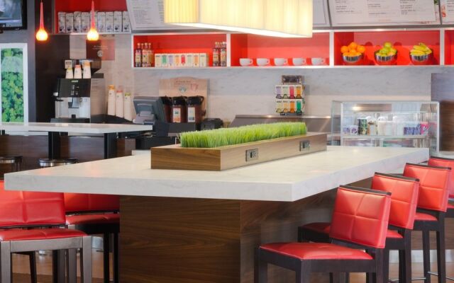 Courtyard Indianapolis Airport