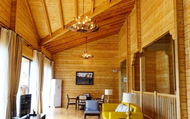 Midea Egret Lake Car Camp