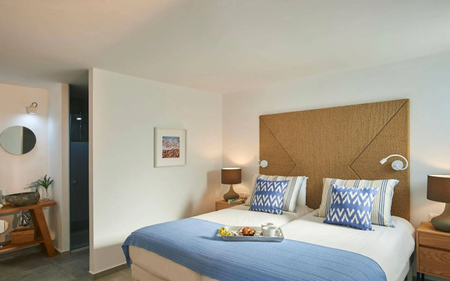 Nausicaa Luxury Villas By Louis Hotels