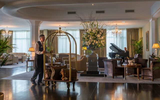 Newpark Hotel
