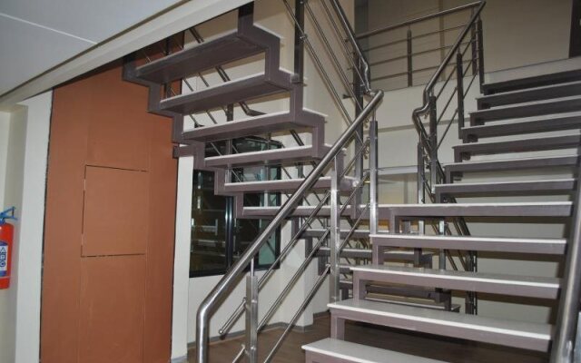 Budget Inn Palm Regency
