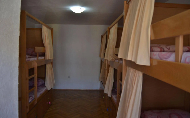 Hostel Valentin 2