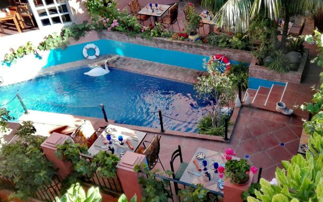 Amanhavis Hotel