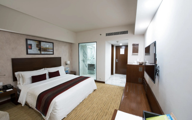 Four Points by Sheraton Hotel & Serviced Apartments, Pune