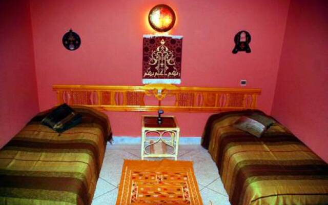 Stargazing Hotel Sahara Sky
