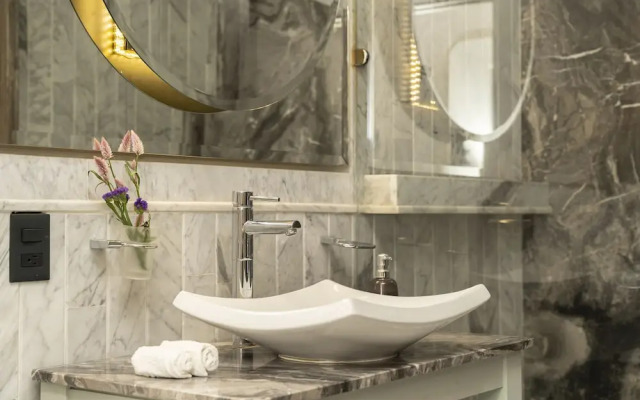 Elefant by Naya Homes