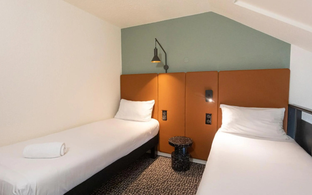 ibis Granville Port de plaisance