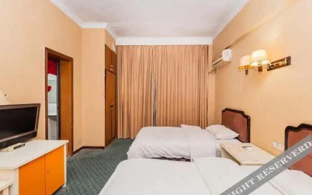 Yian Hotel (Zhuji Datang store)