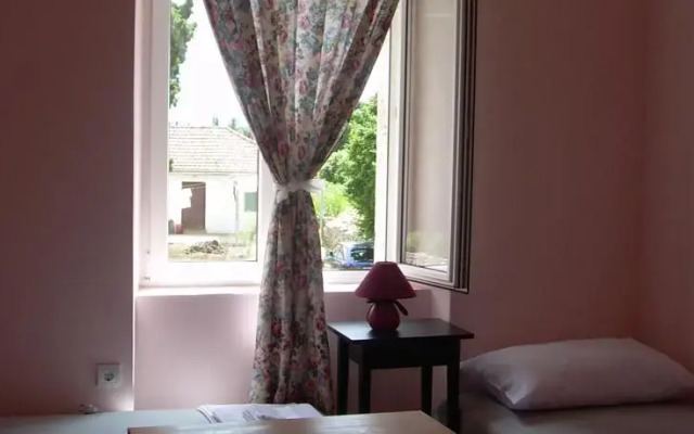 Phara Hostel