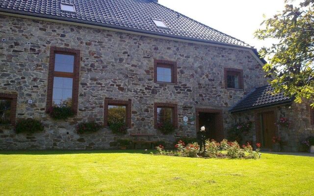 Cozy Cottage in Baugnez with Sauna