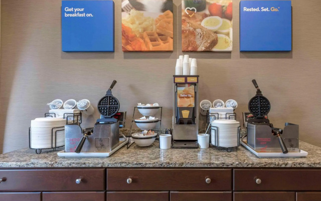 Comfort Inn Memphis Downtown